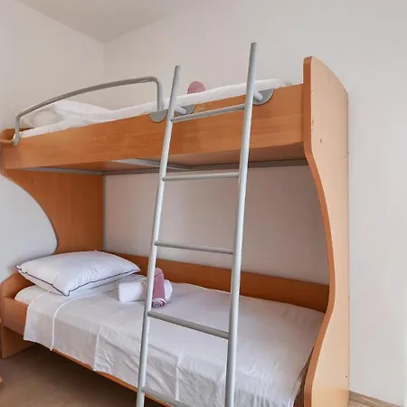Apartments Macuka 4- 400M From The Beach Апартаменты