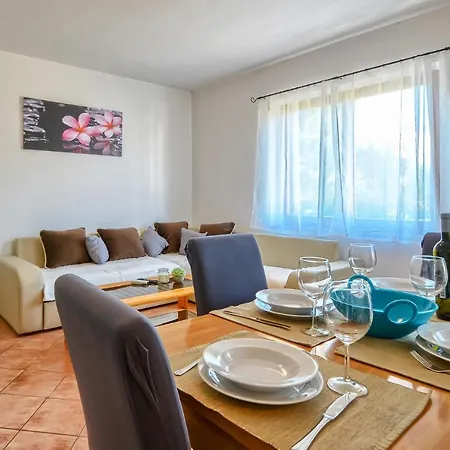 Апартаменты Apartments Macuka 4- 400M From The Beach *